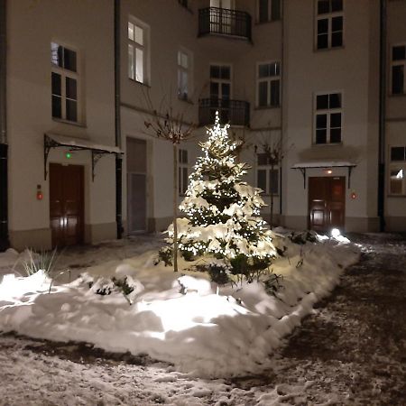 1 Syp, Kawa Vertuo, Kosmetyki Ada, 3 Min Metro Wilenska, By Visitwarsaw Apartments Eksteriør billede